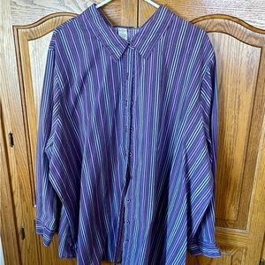 Roaman’s Purple Blouse 3X Like new.